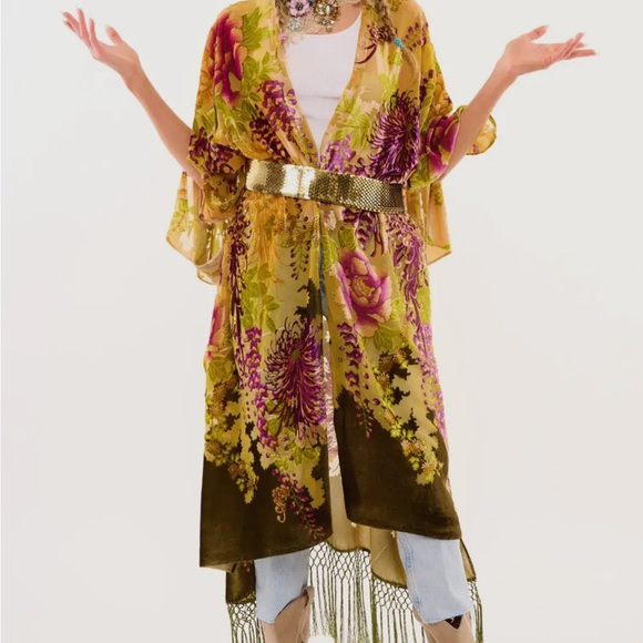 Aratta Velvet Stained Glass Kimono - Picture 8 of 9
